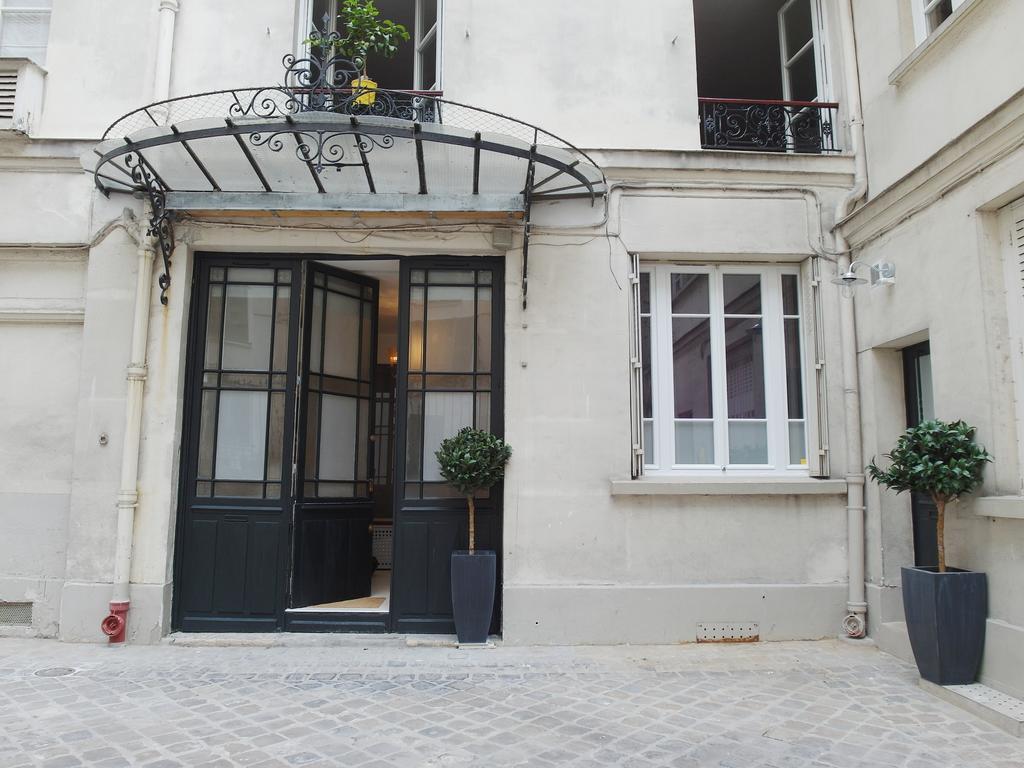 Saint Germain Cosy Chicsuites Paris Bilik gambar